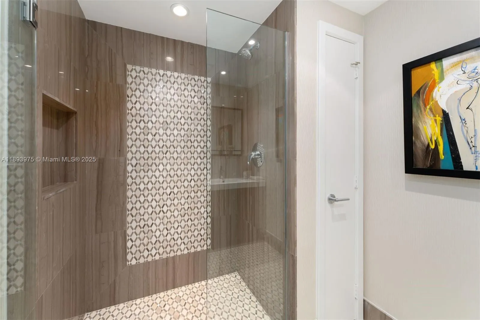 6899 Collins Ave, #3404