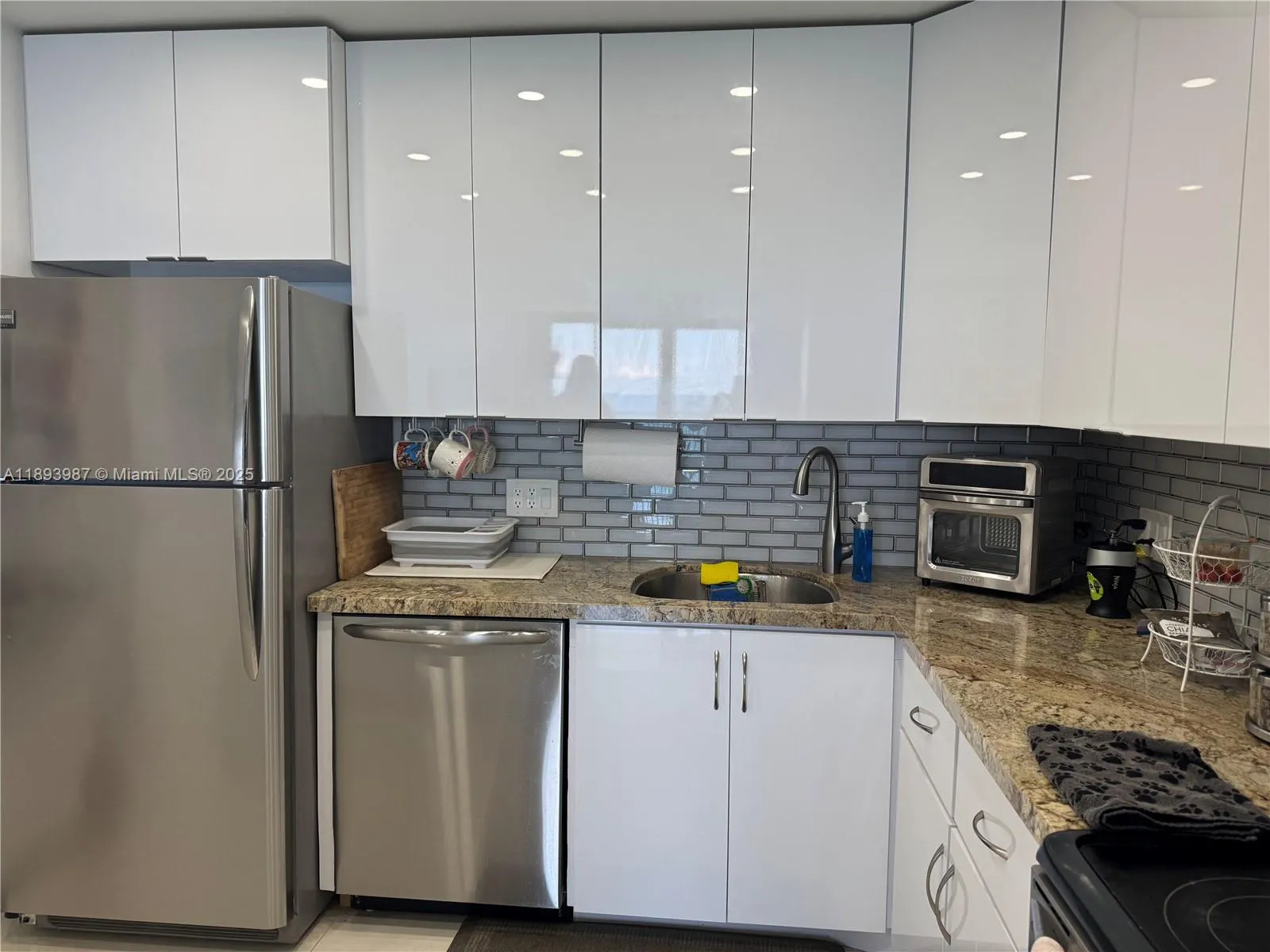 2101 S Ocean Dr, #2802