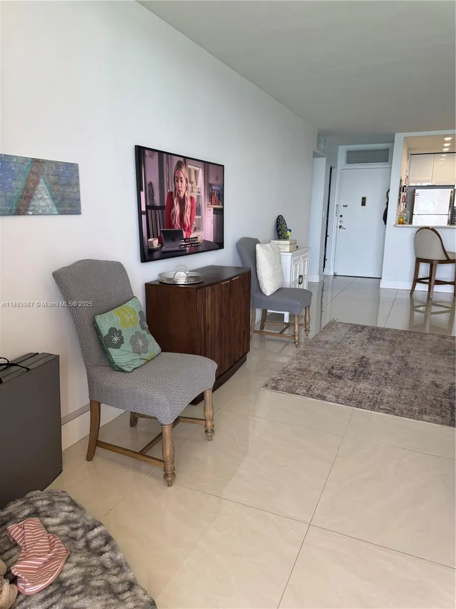 2101 S Ocean Dr, #2802