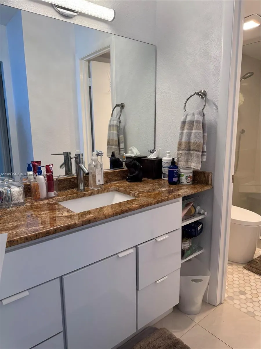 2101 S Ocean Dr, #2802