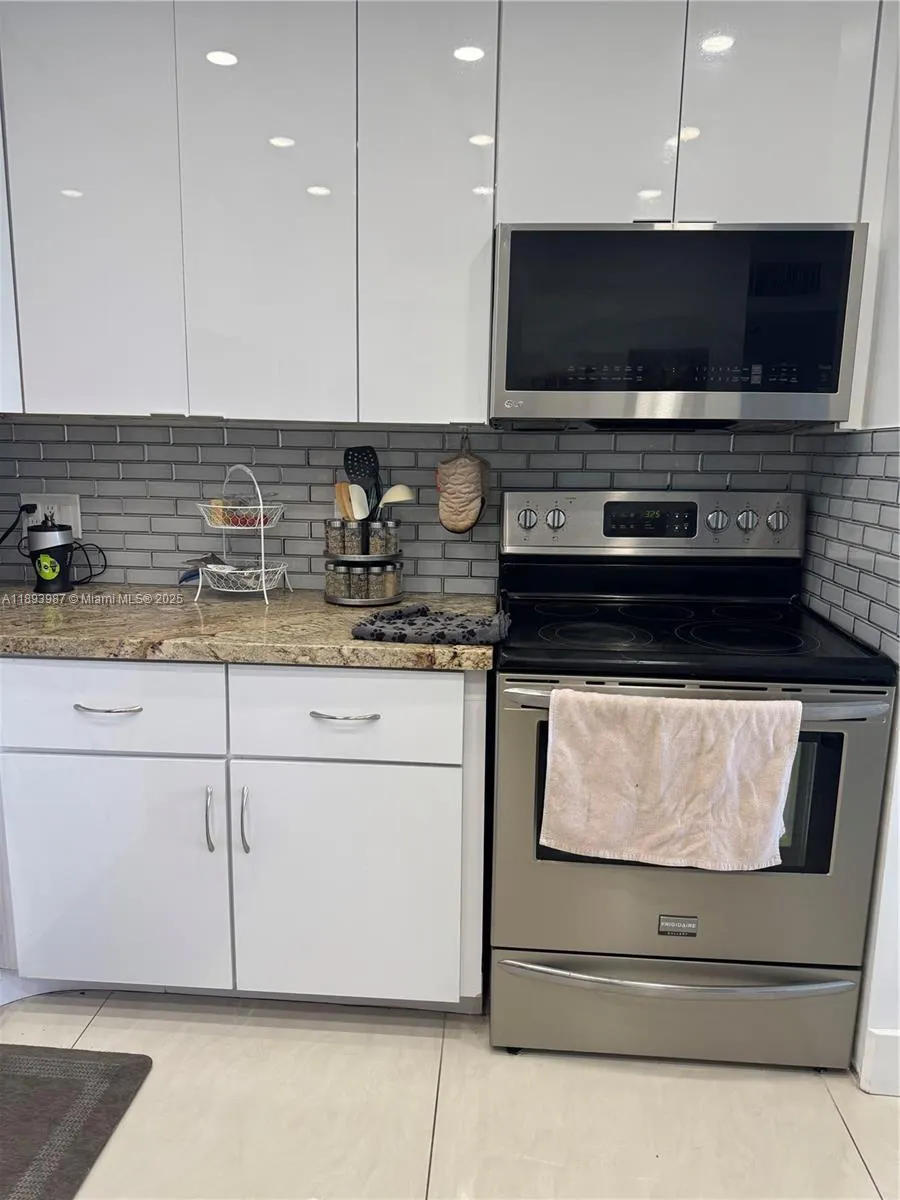 2101 S Ocean Dr, #2802