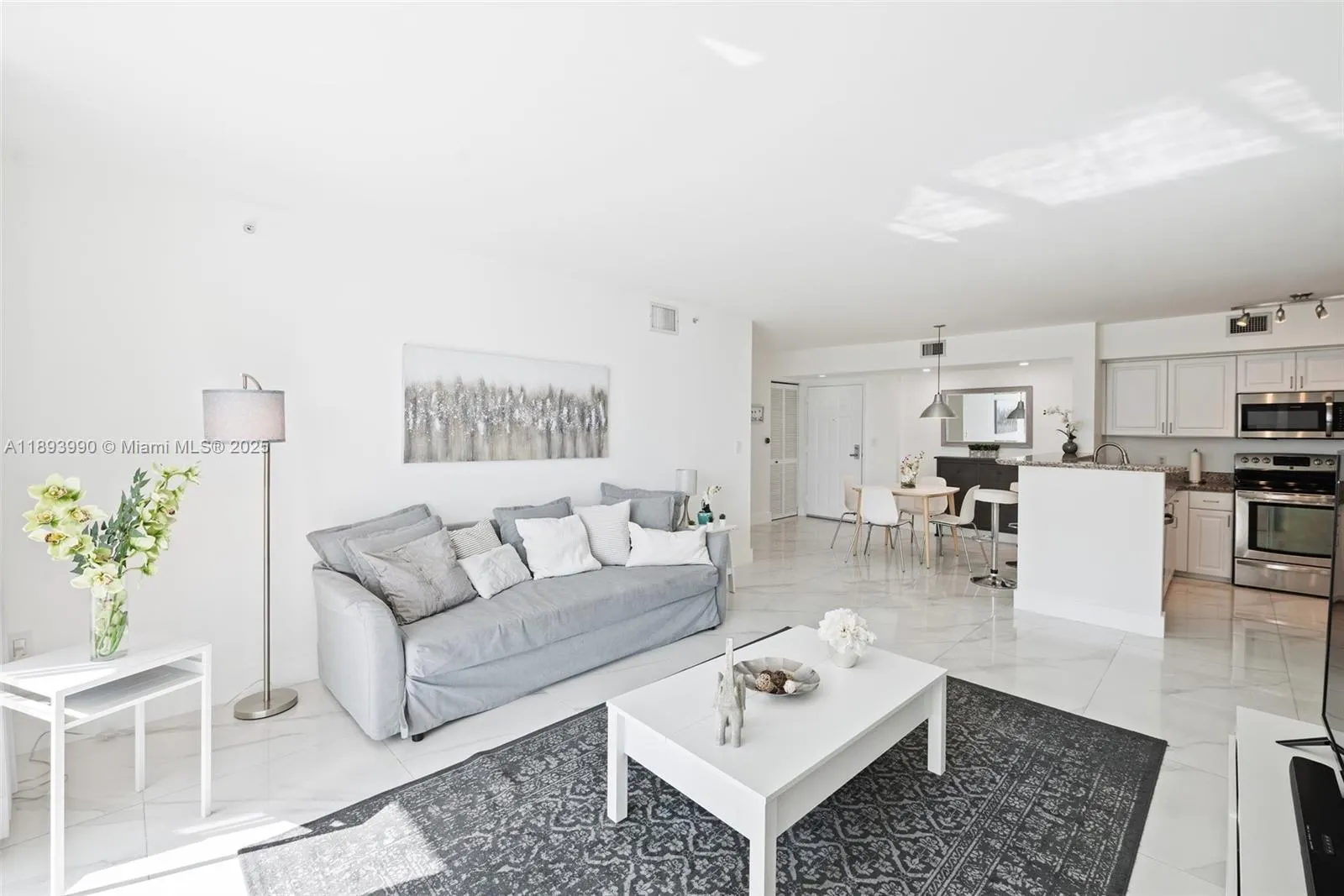 1155 Brickell Bay Dr, #903