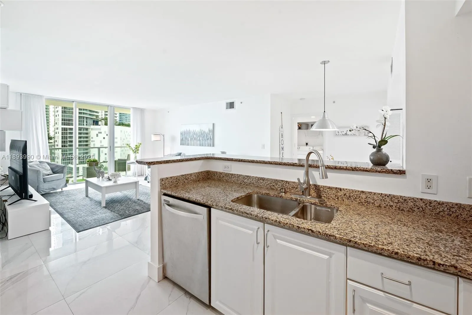 1155 Brickell Bay Dr, #903