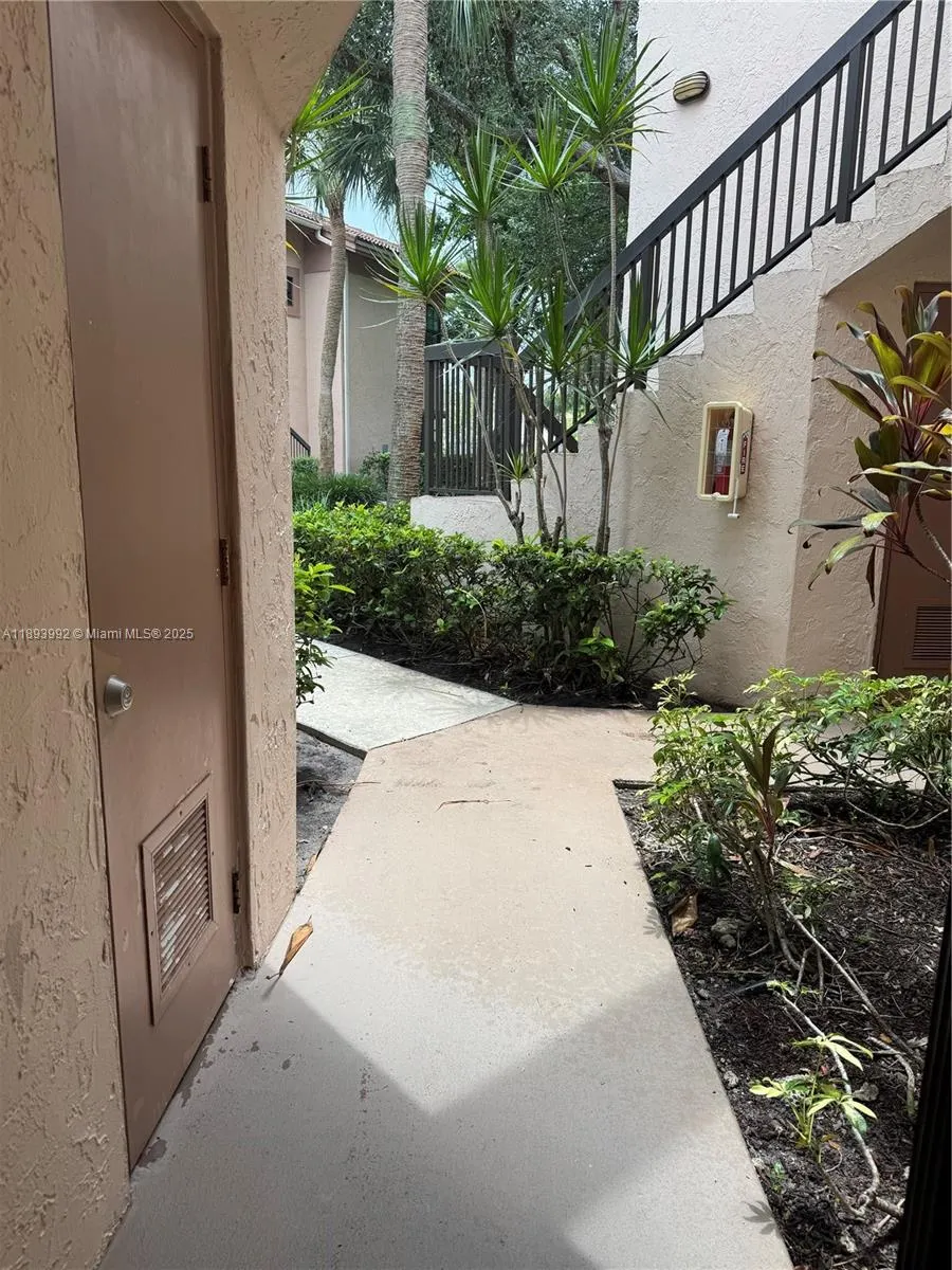 10730 NW 14th St, #160