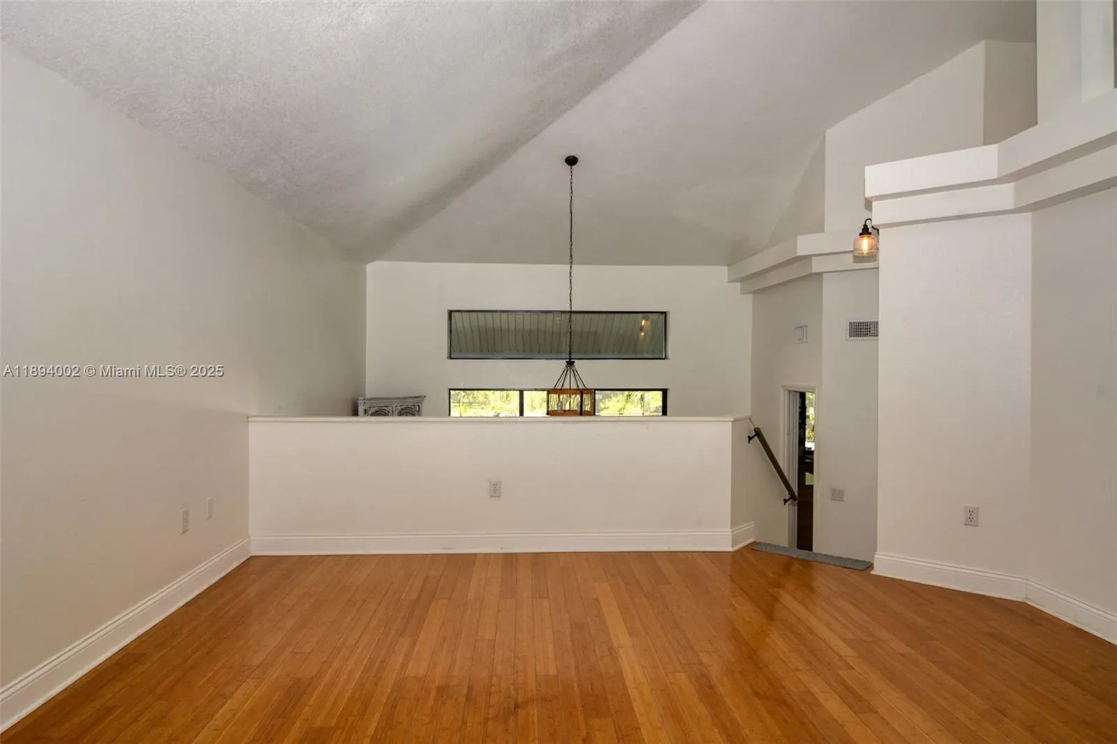 7505 Jomel Drive