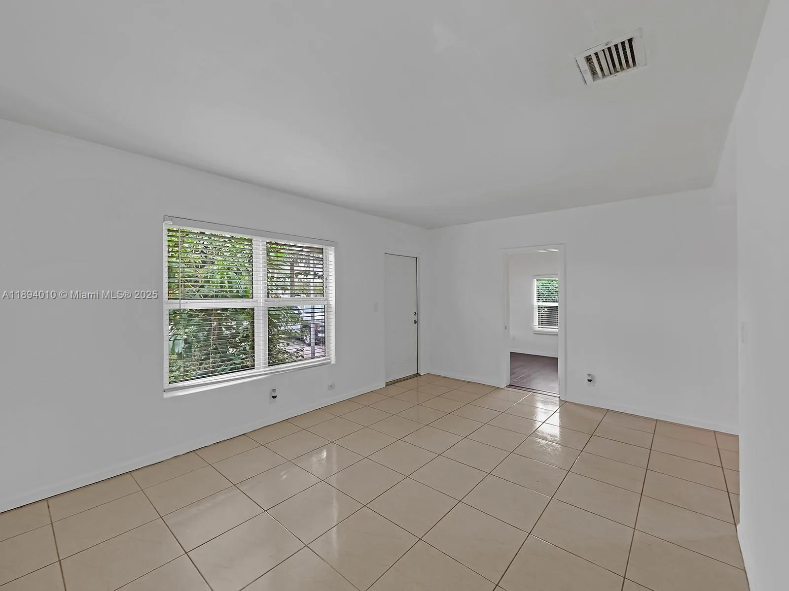 1636 NE 15th Ave