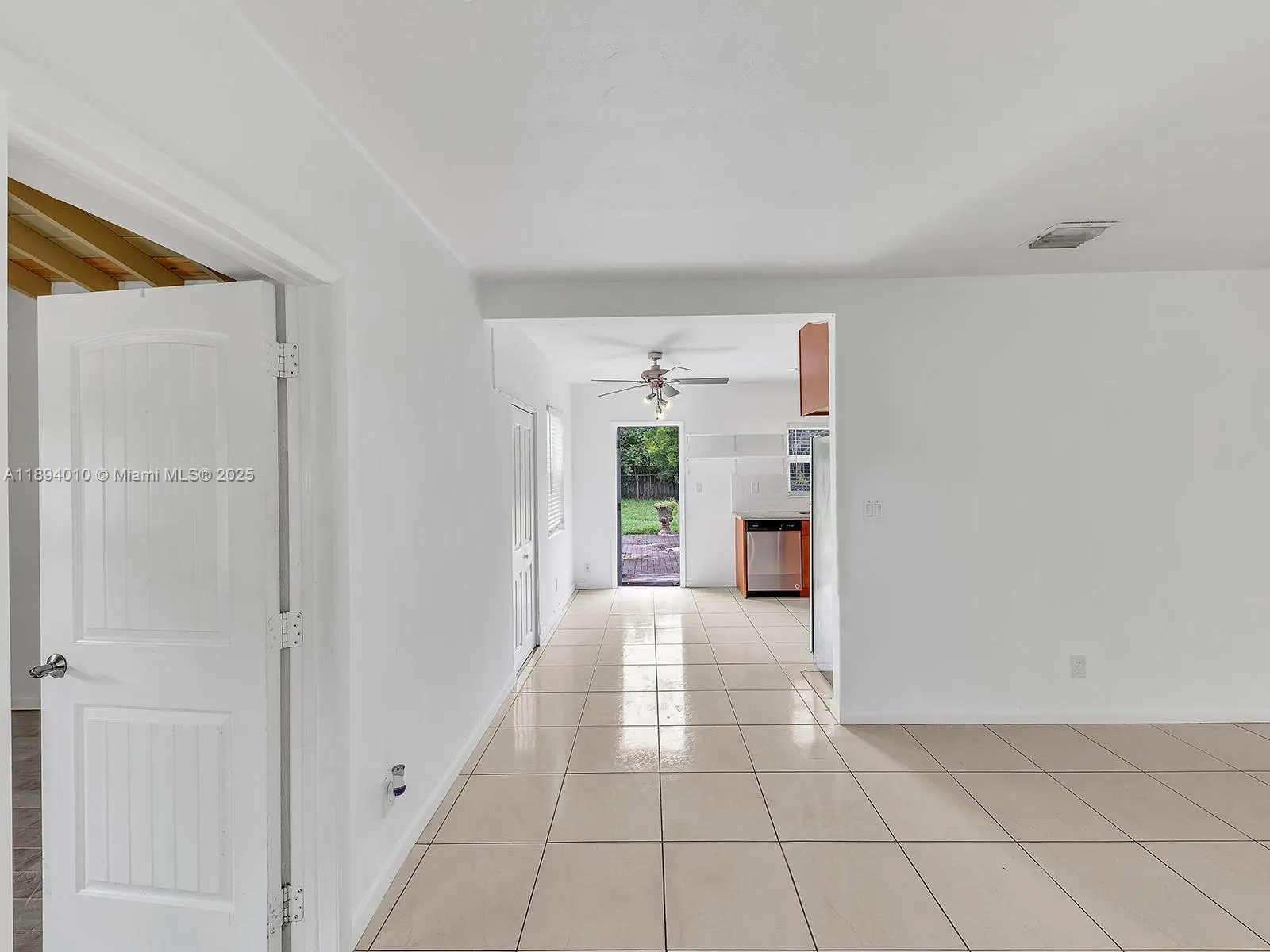 1636 NE 15th Ave