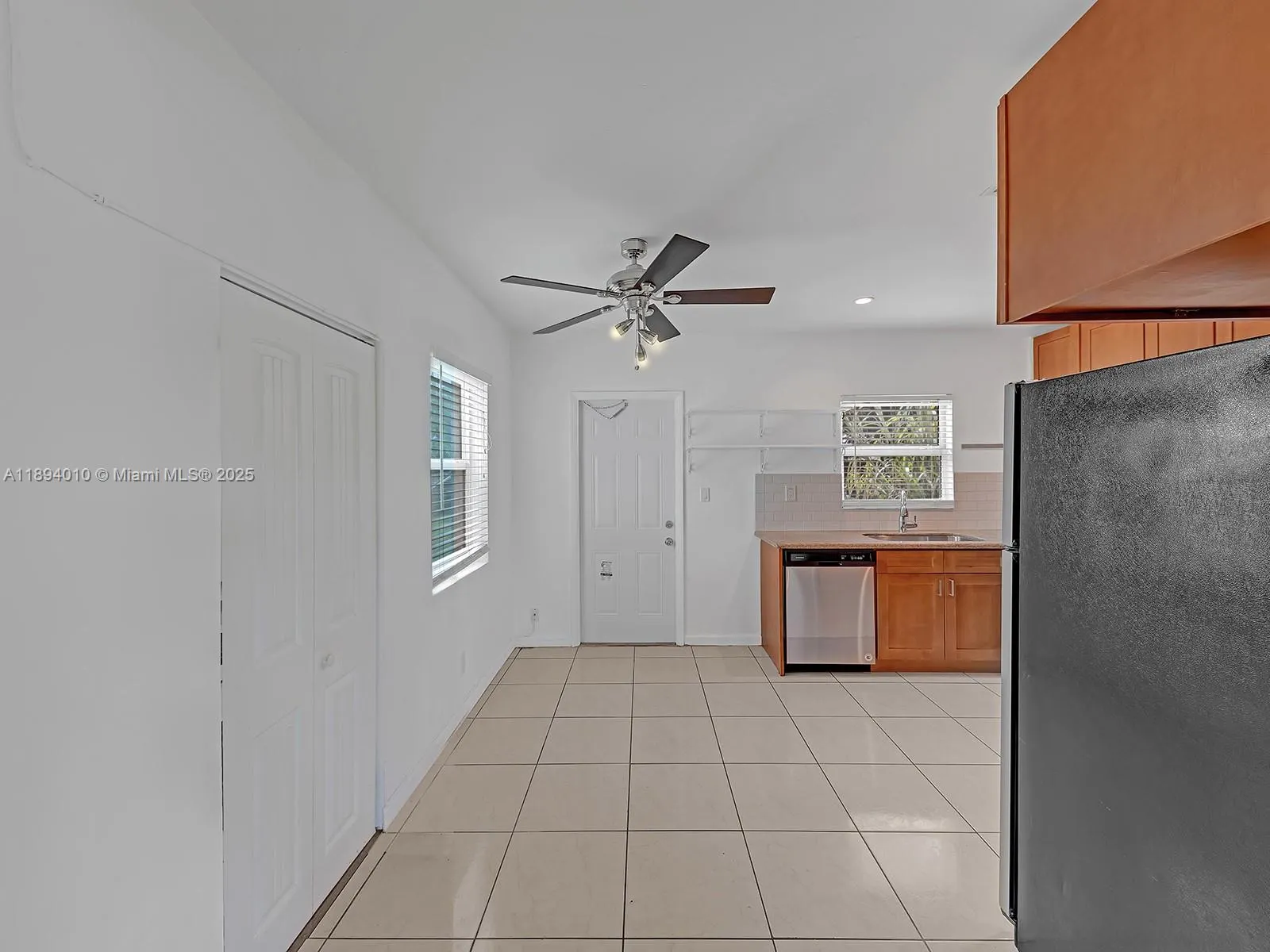 1636 NE 15th Ave