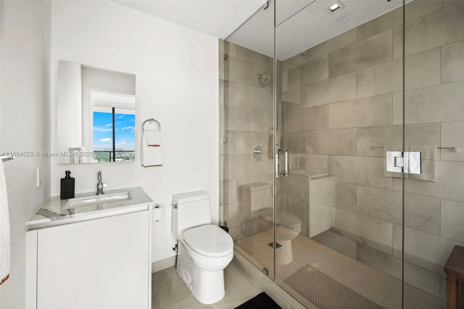 788 NE 23rd St, #3301