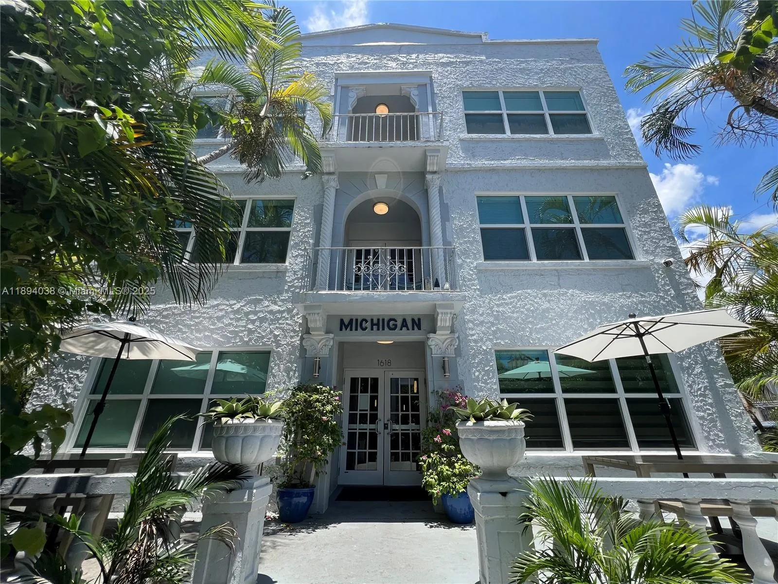 1618 Michigan Ave, #5