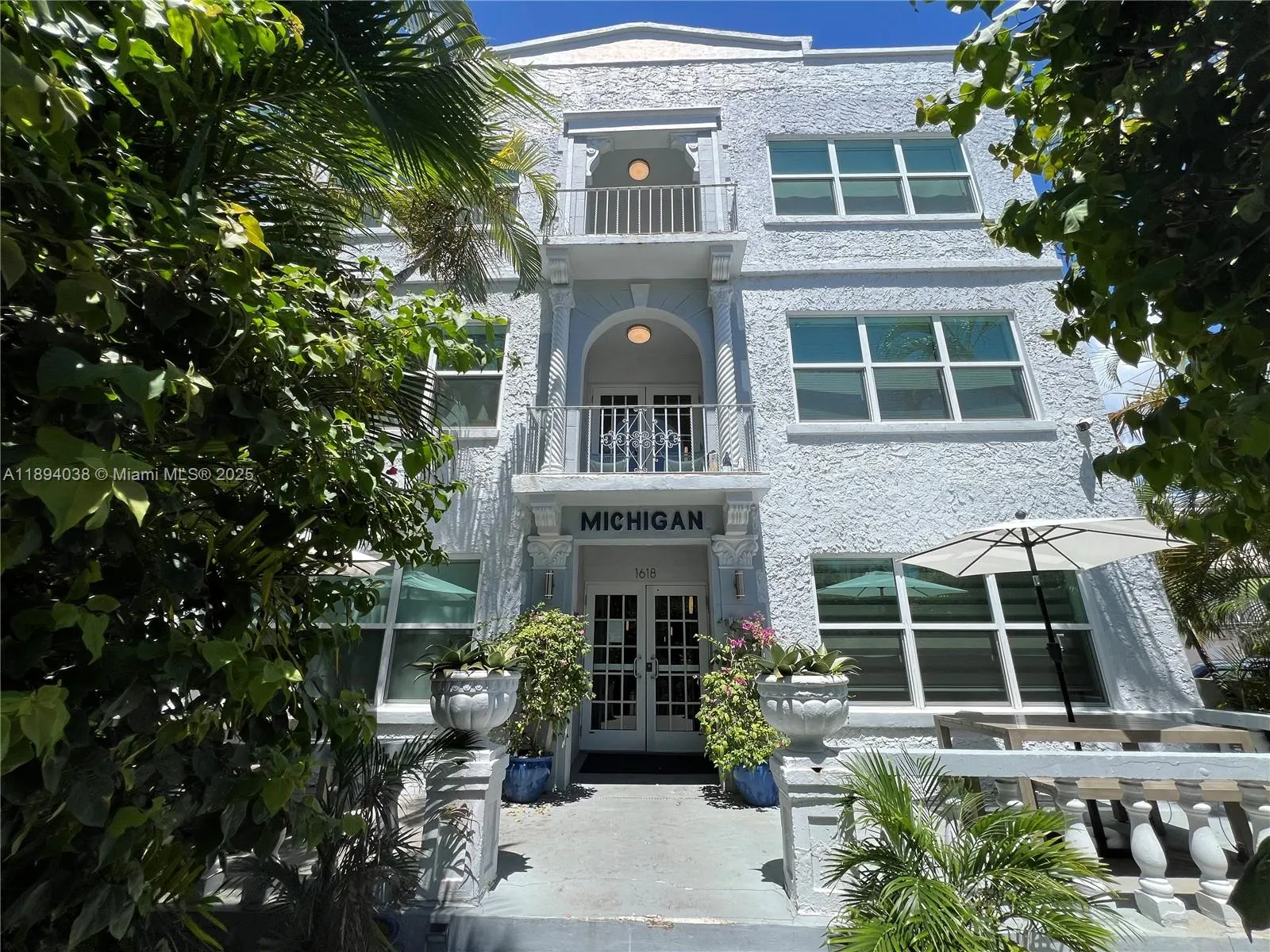 1618 Michigan Ave, #5