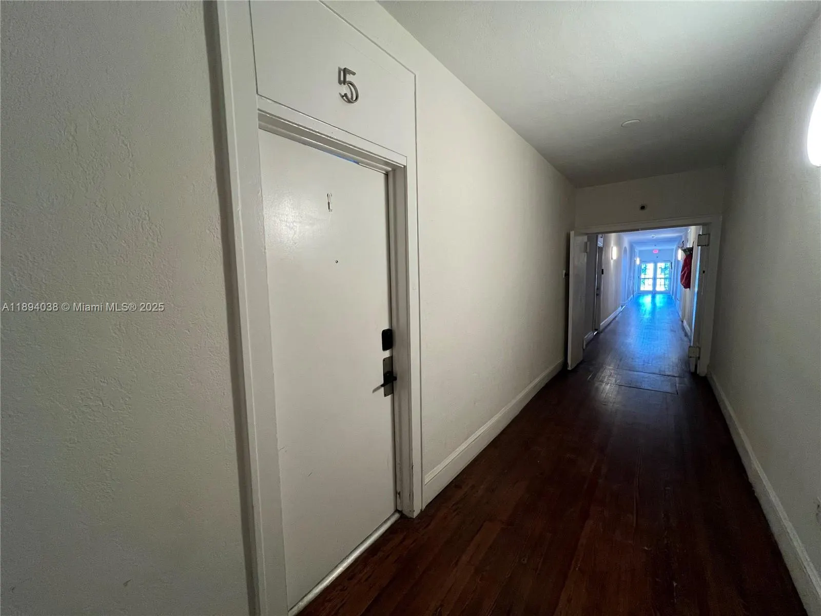 1618 Michigan Ave, #5