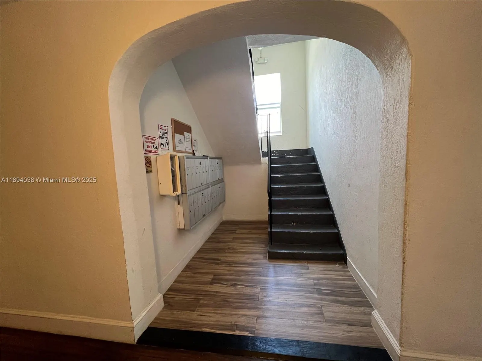1618 Michigan Ave, #5