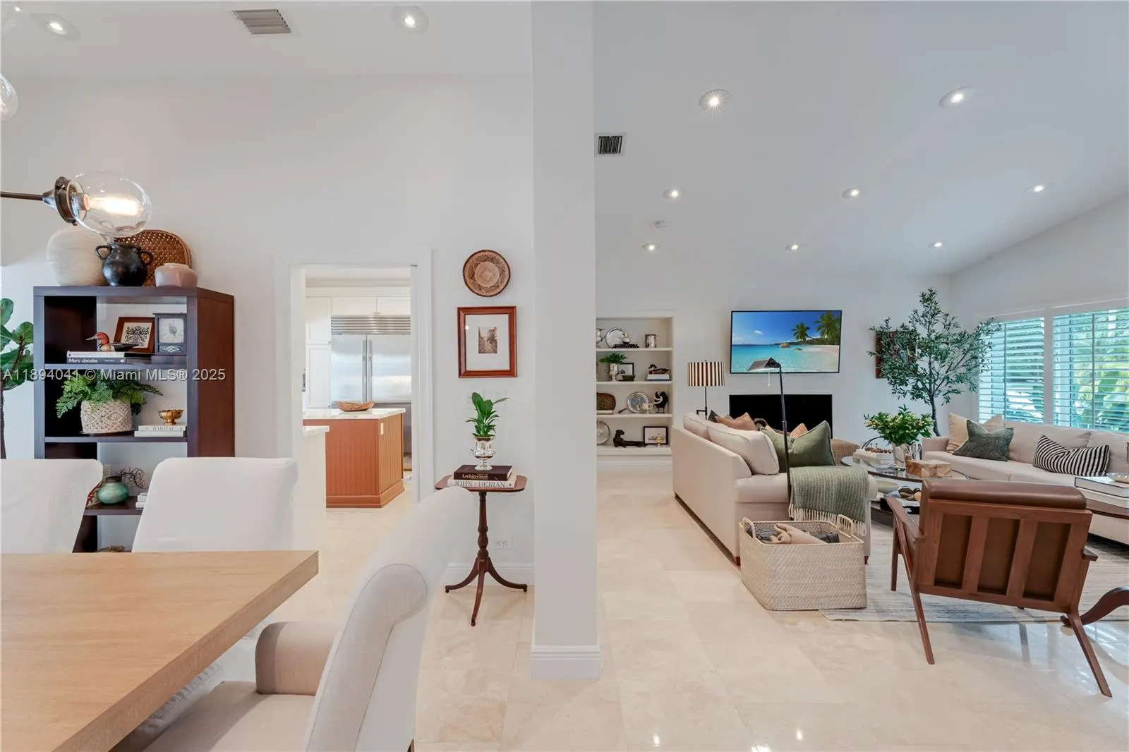 12220 Pine Needle Ln