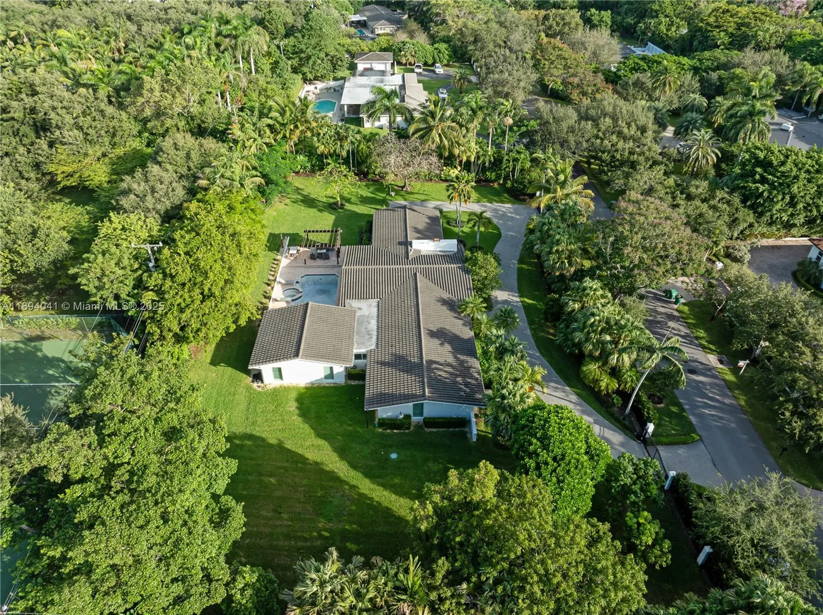 12220 Pine Needle Ln