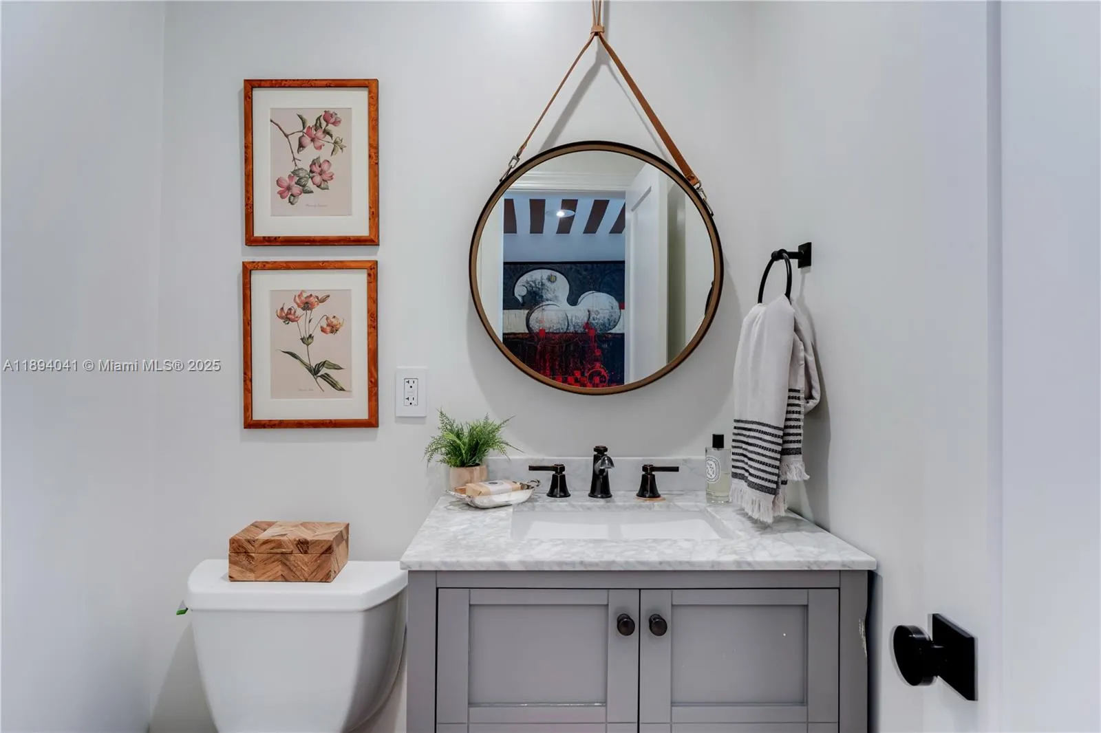 12220 Pine Needle Ln