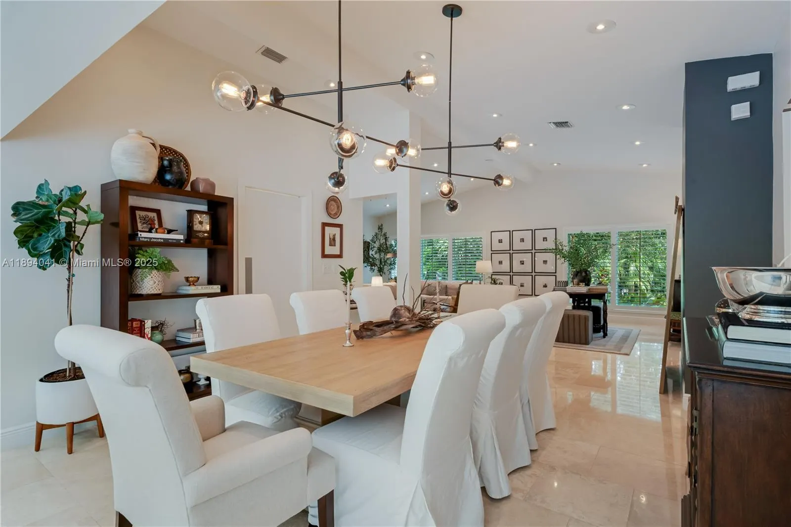 12220 Pine Needle Ln