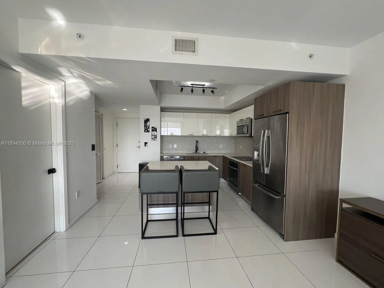 5300 Paseo Blvd, #810
