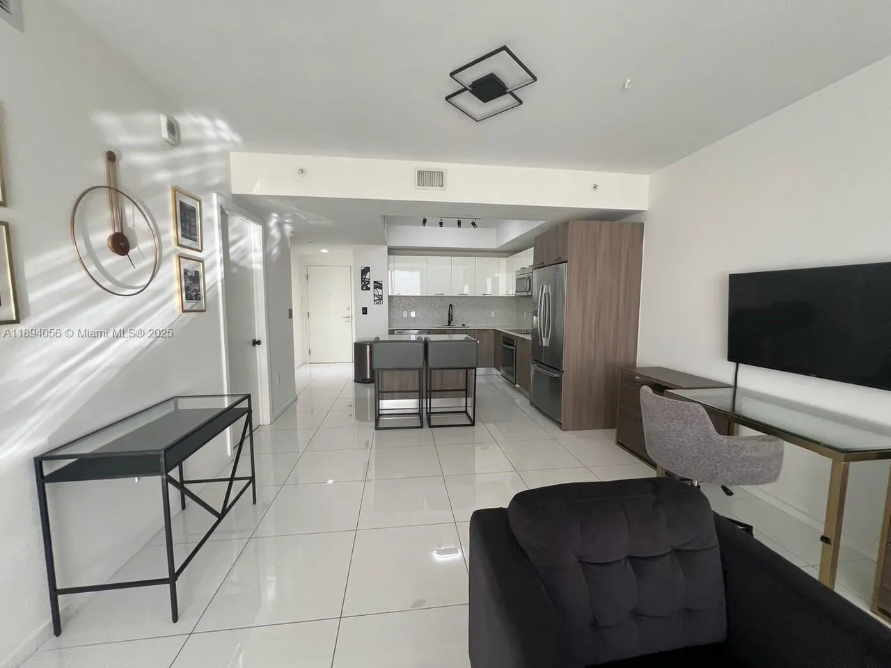 5300 Paseo Blvd, #810