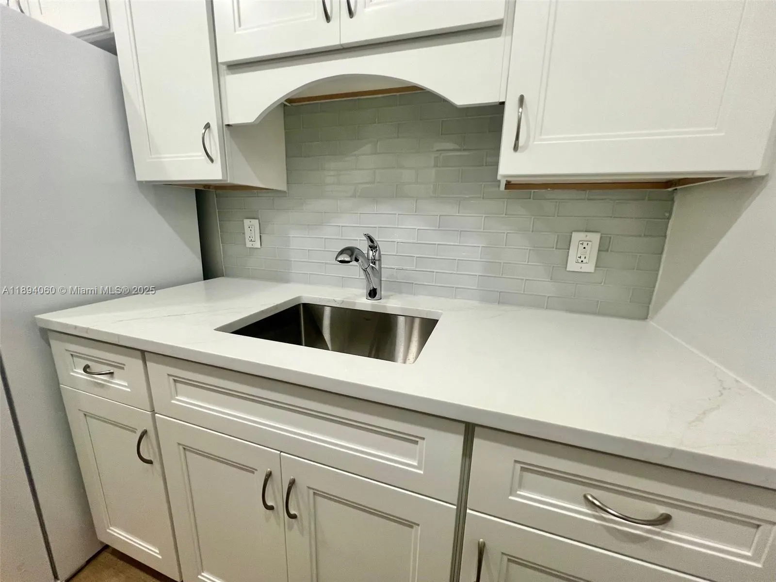 1000 River Reach Dr, #101