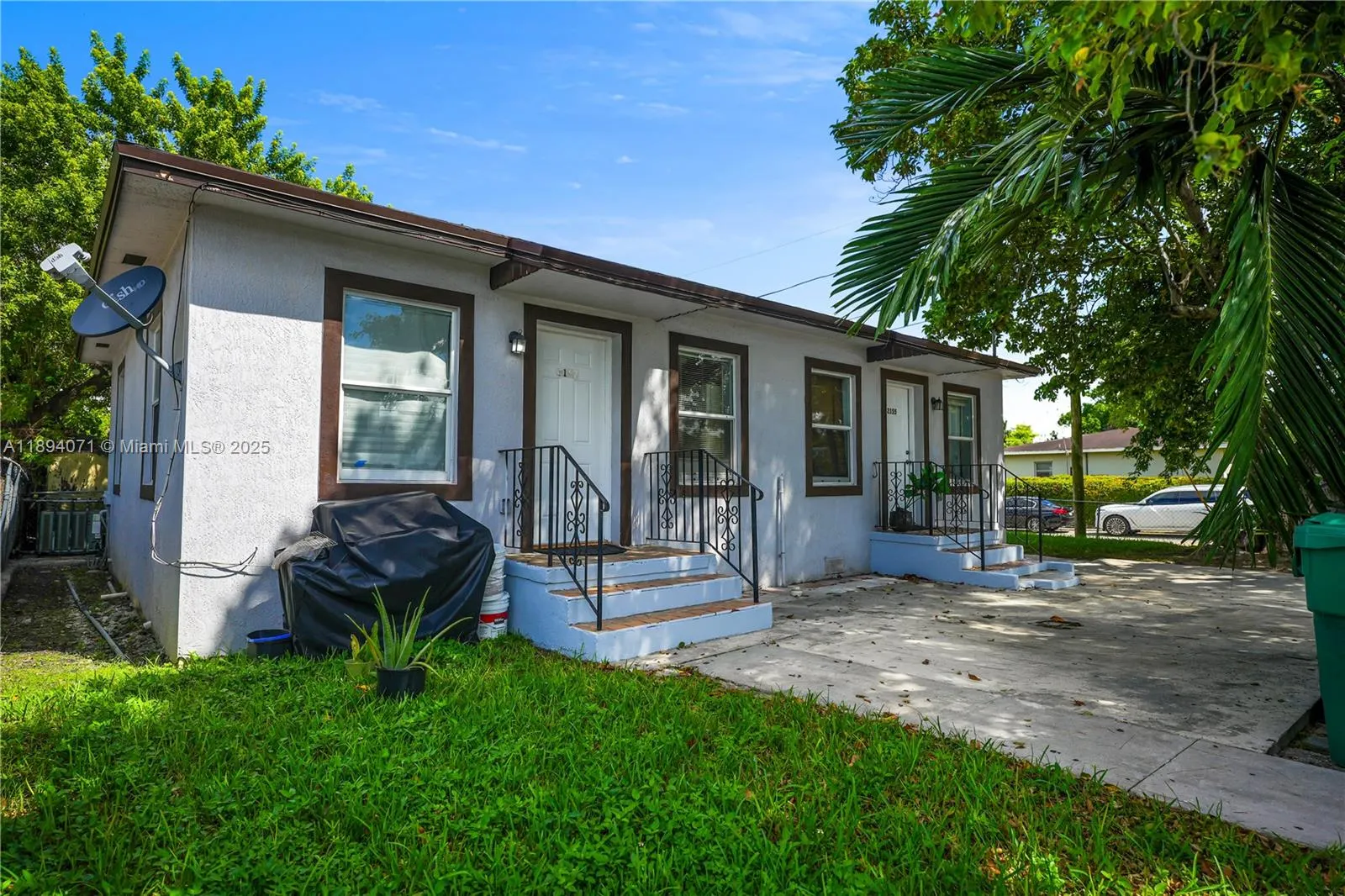 2155 NW 28th St