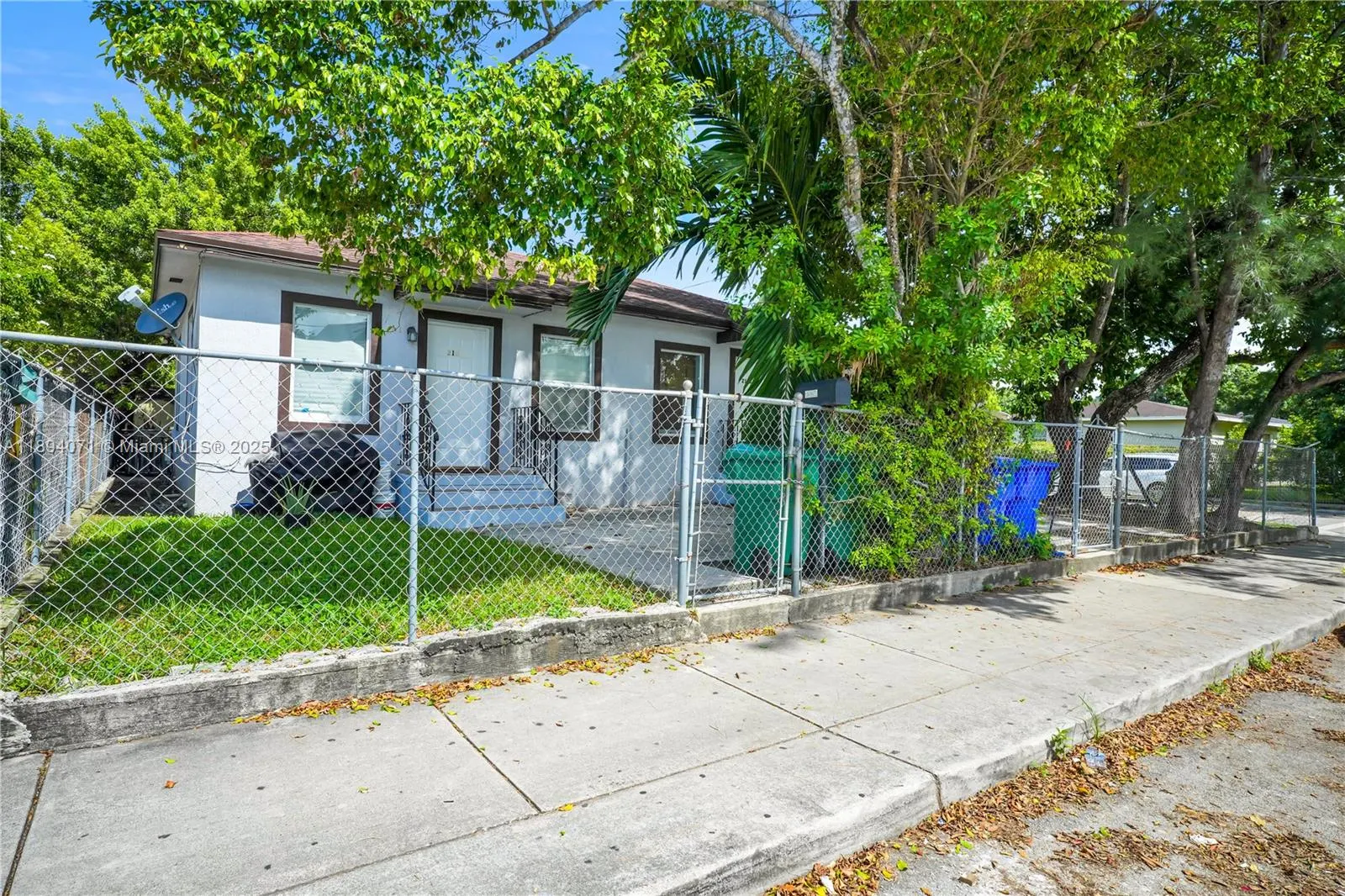 2155 NW 28th St