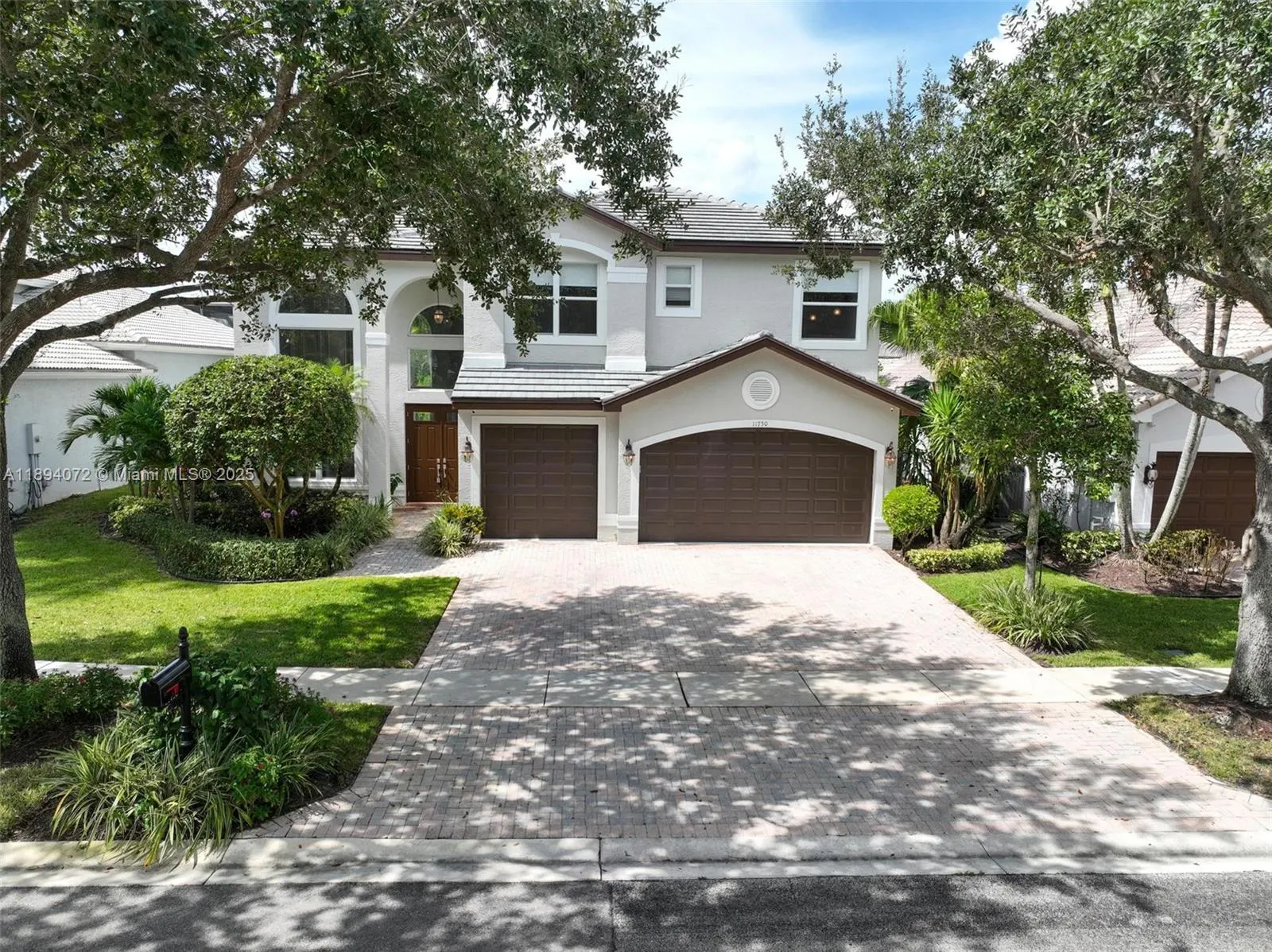 11750 Bayfield Dr