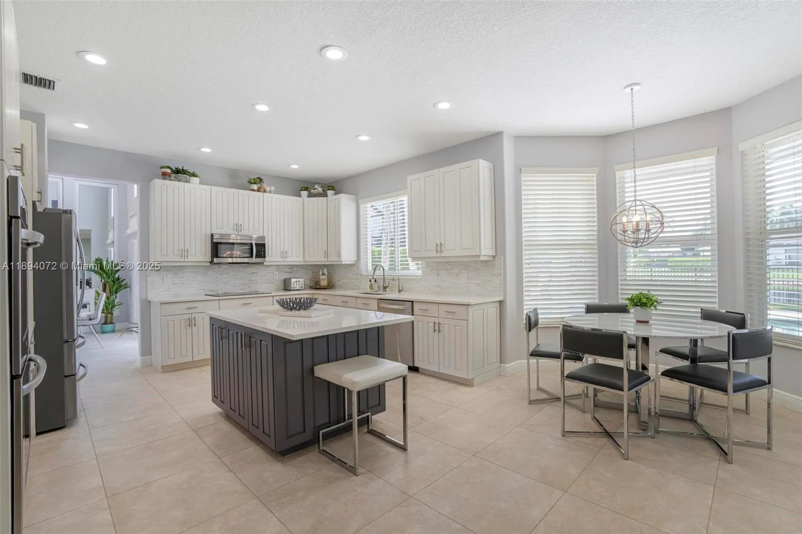 11750 Bayfield Dr