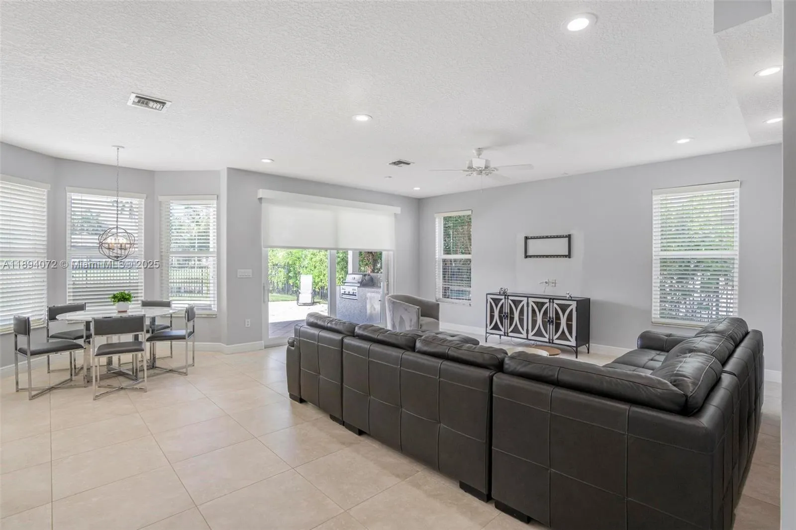 11750 Bayfield Dr