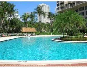 540 Brickell Key Dr, #302