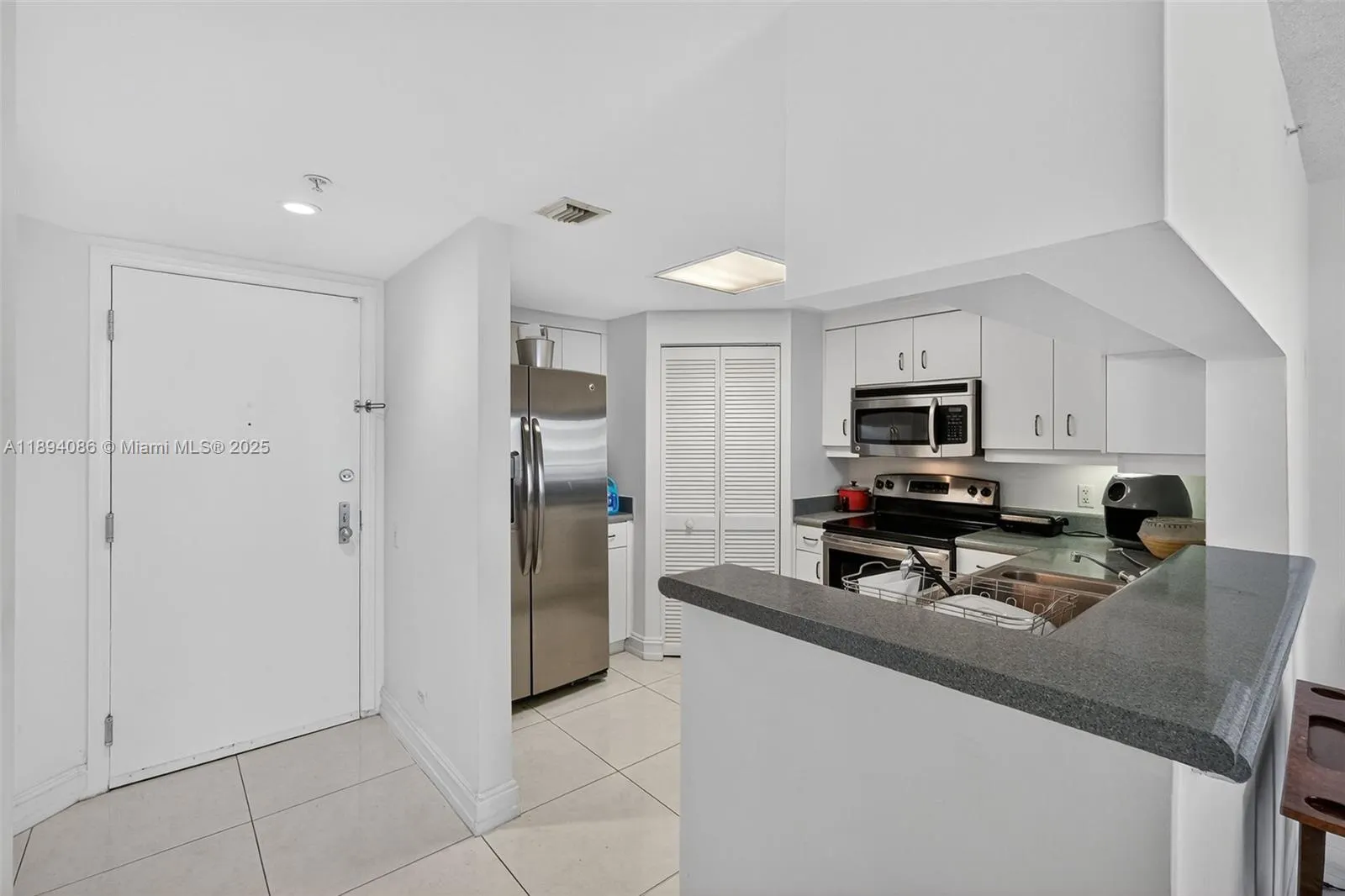 701 Brickell Key Blvd, #1108