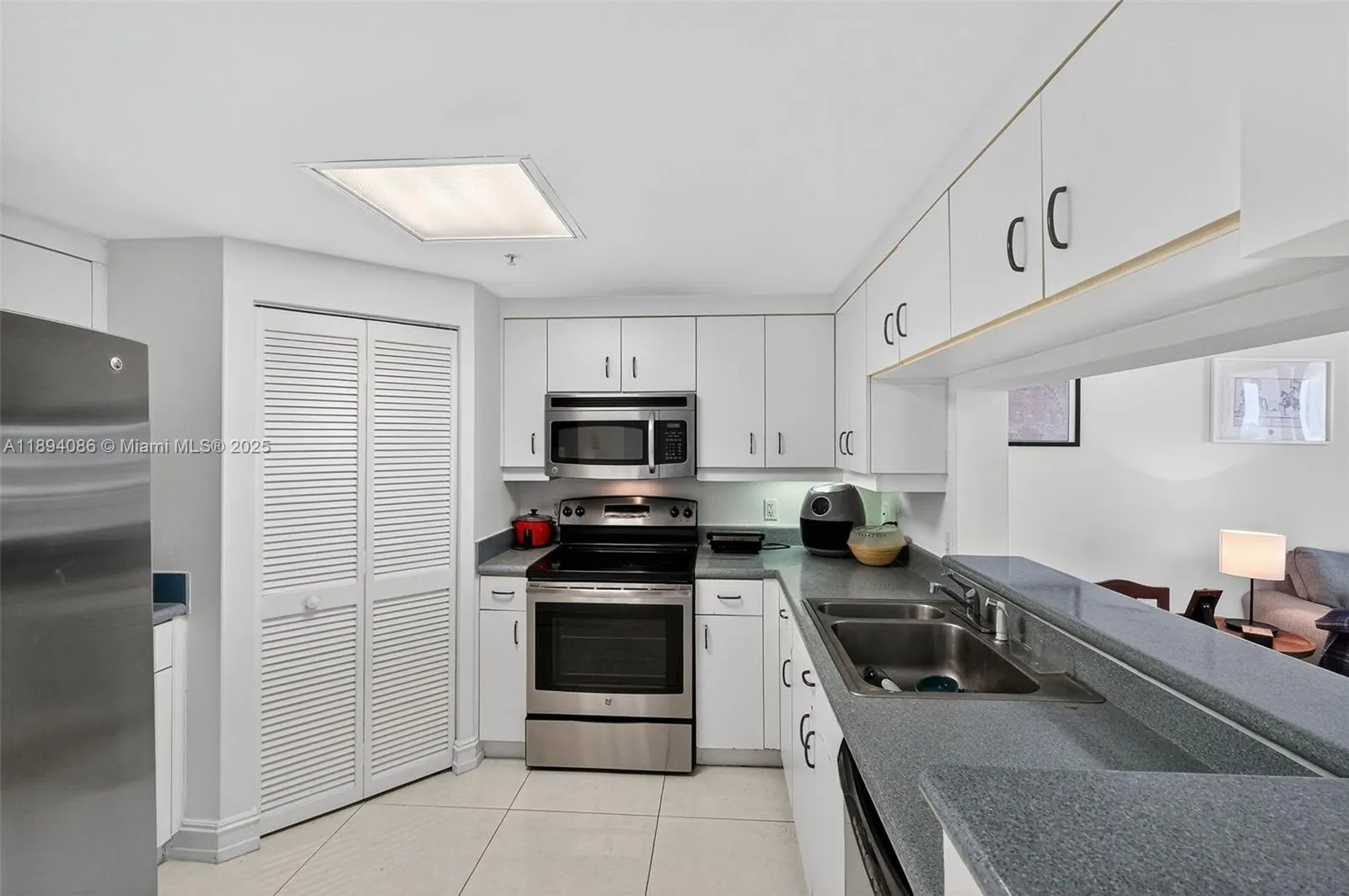 701 Brickell Key Blvd, #1108