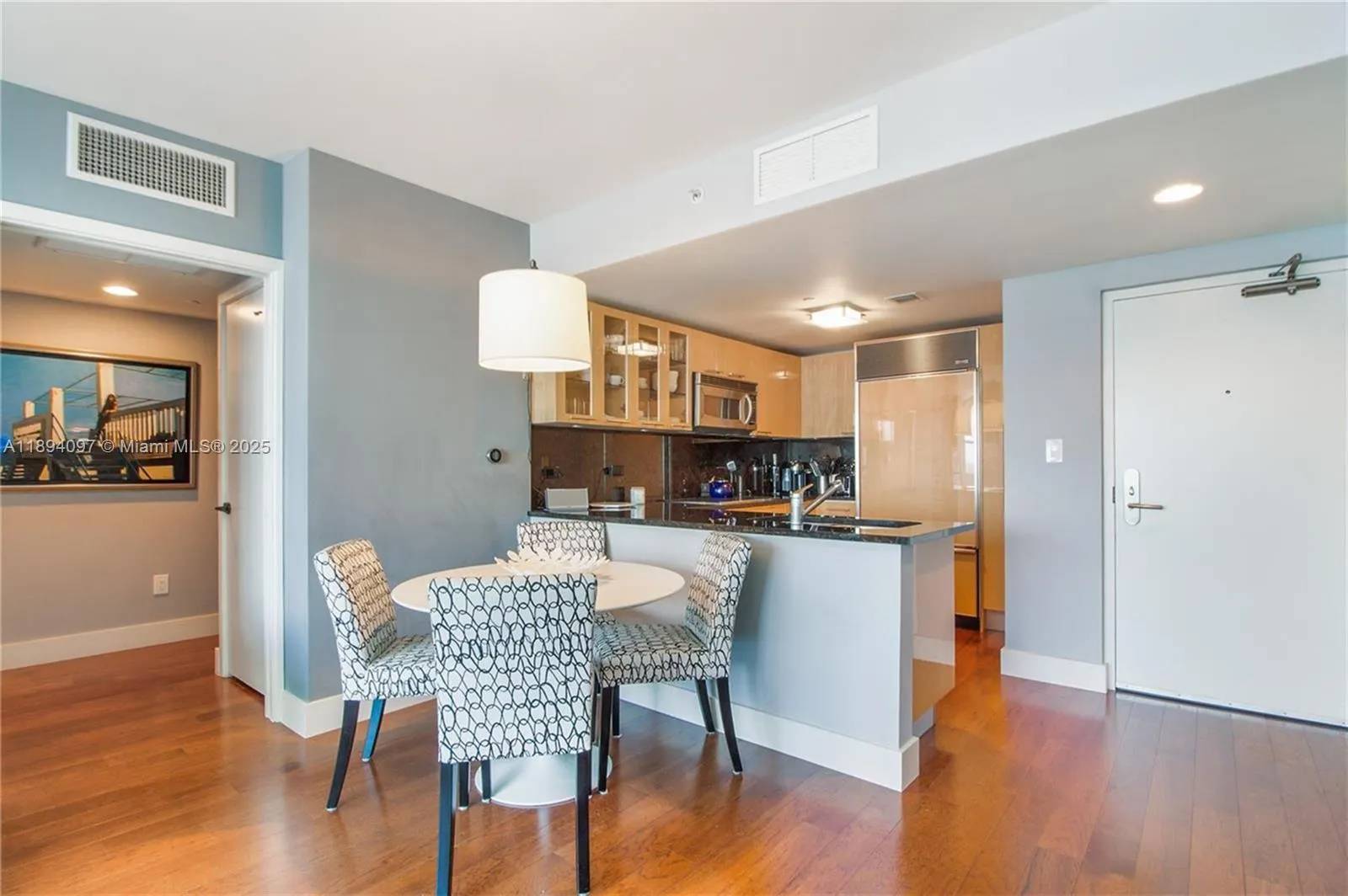 6801 Collins Ave, #1101