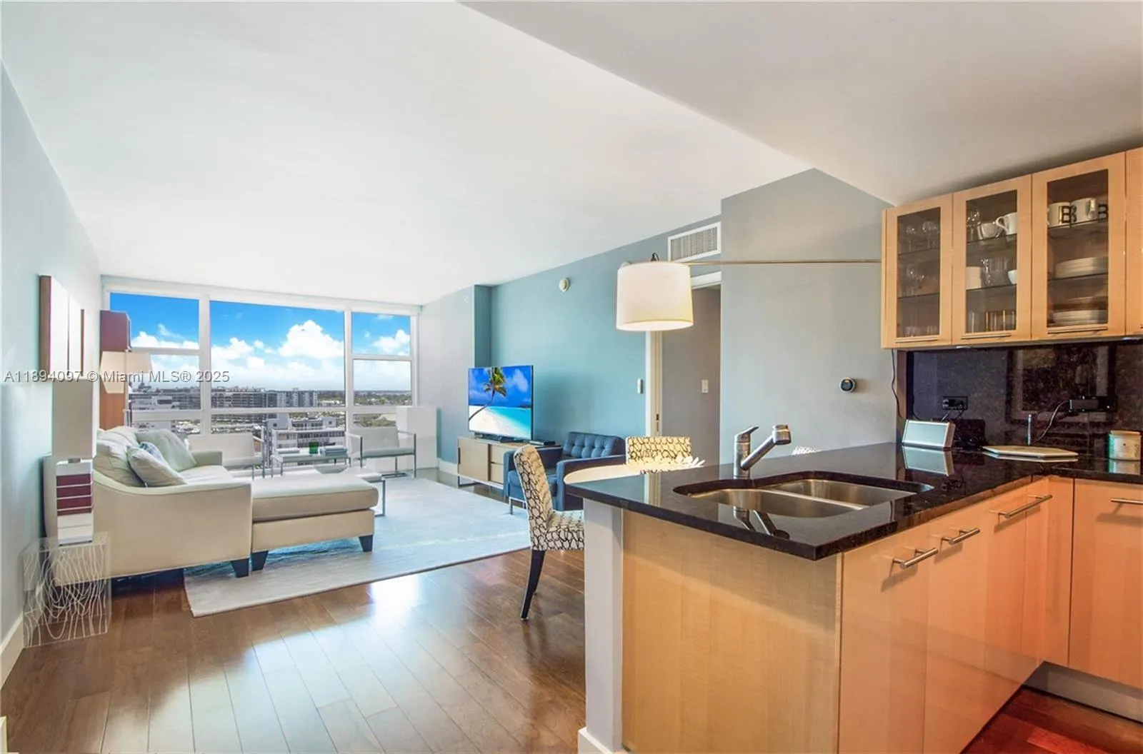 6801 Collins Ave, #1101