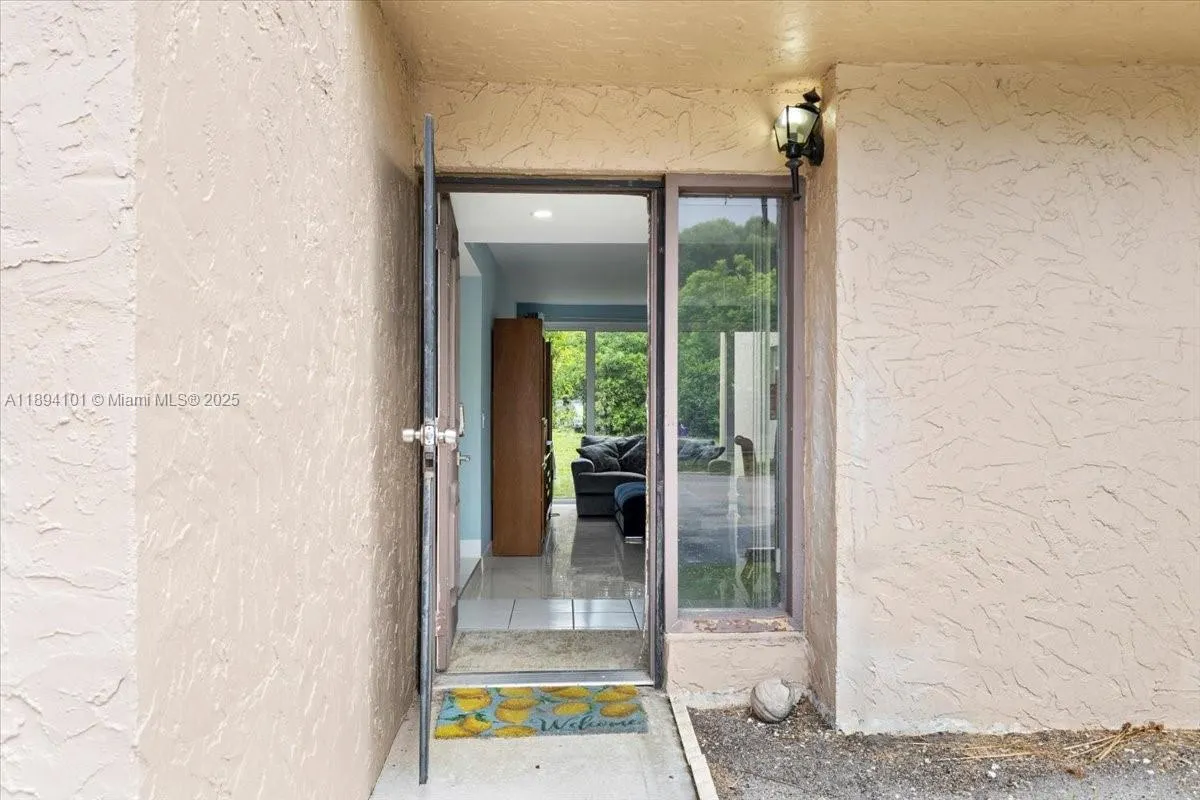 9450 Live Oak Pl, #109