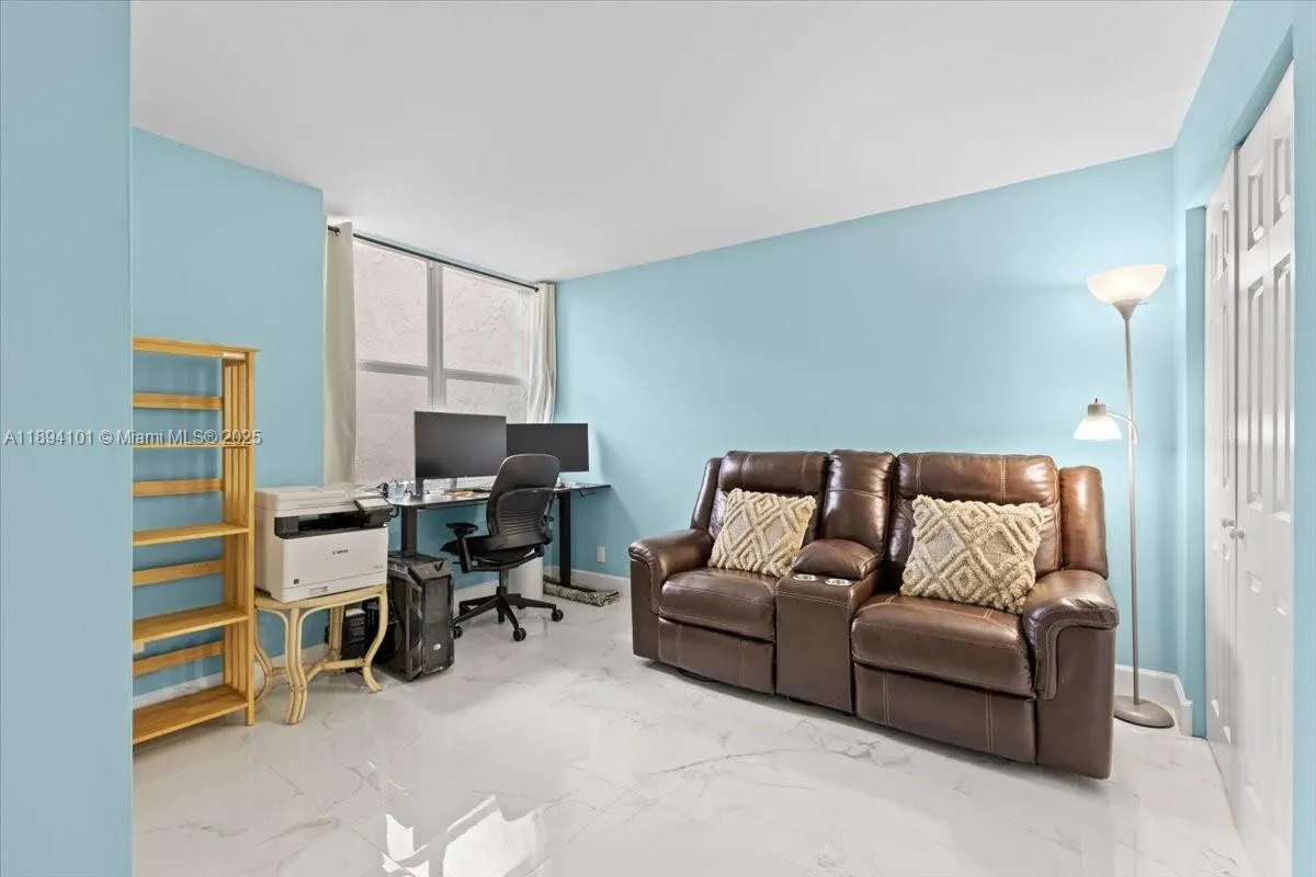 9450 Live Oak Pl, #109