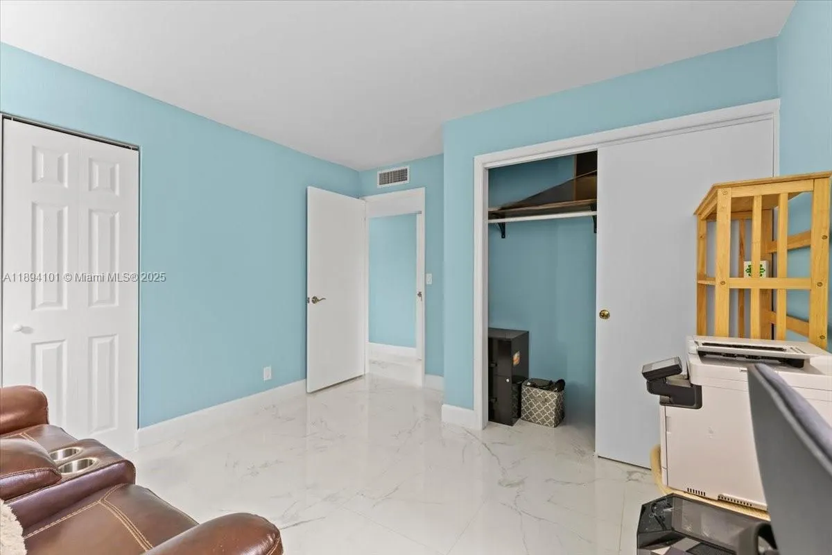 9450 Live Oak Pl, #109