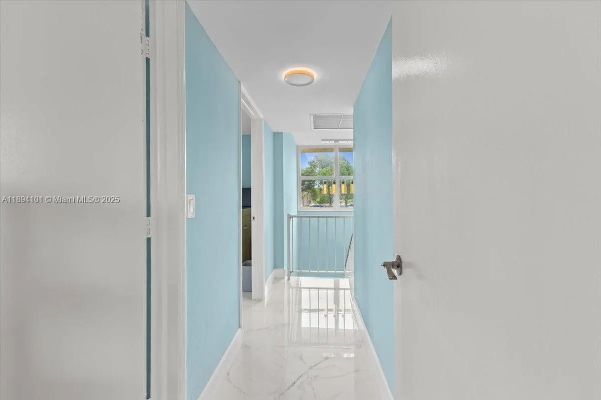 9450 Live Oak Pl, #109