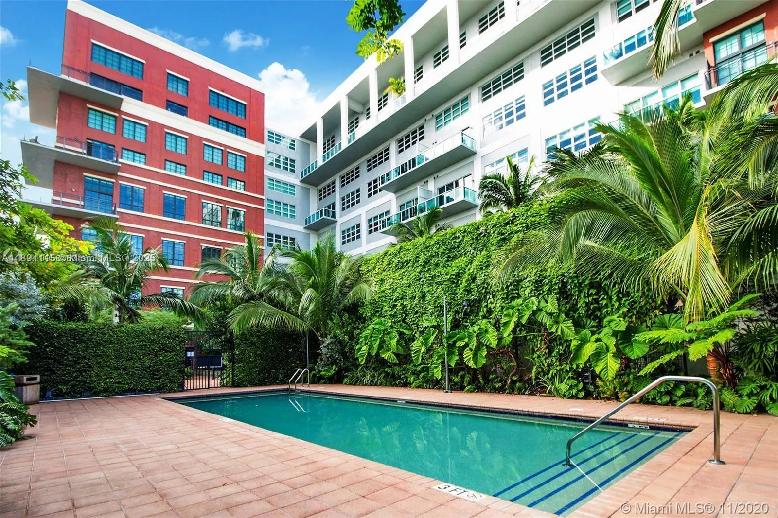 1749 NE Miami Ct, #608