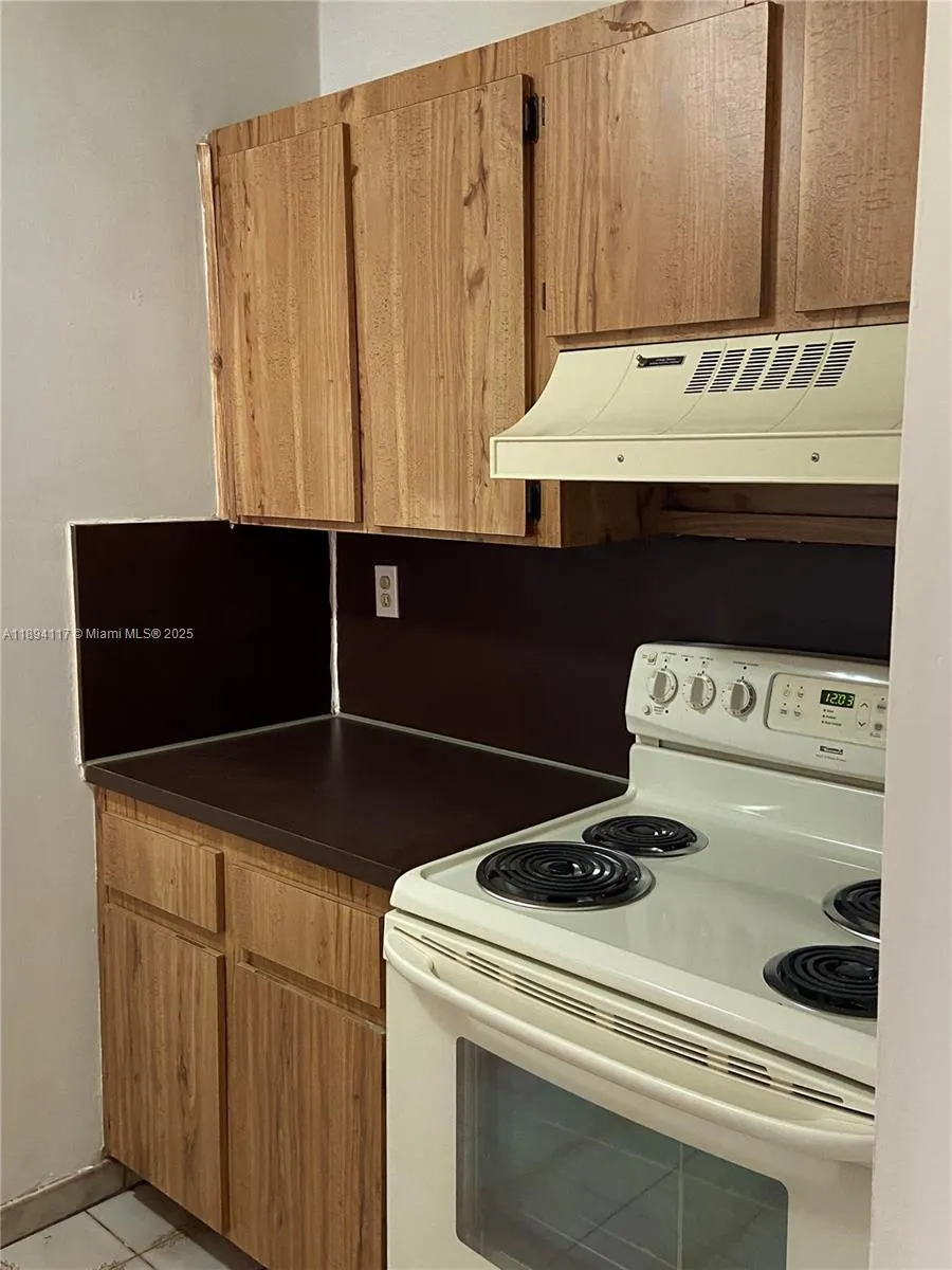 440 E 23rd St, #1416