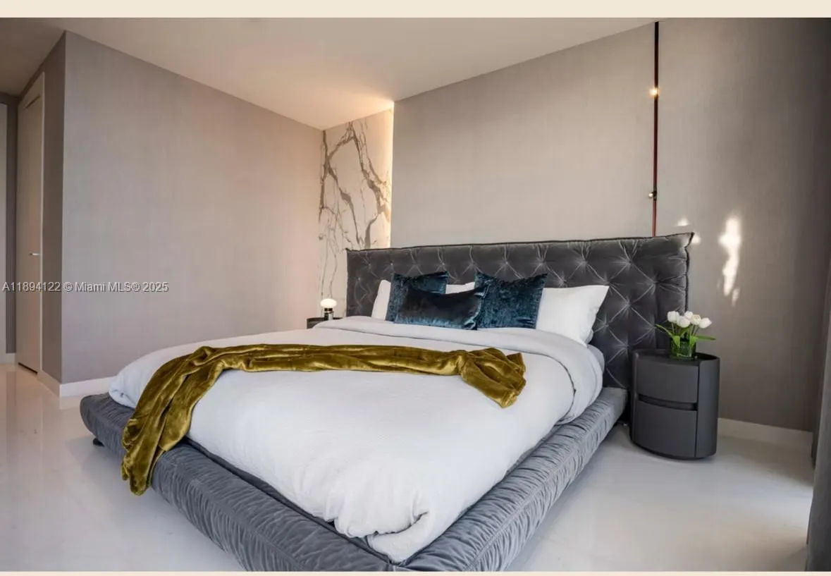 300 Biscayne Boulevard Way, #4105W