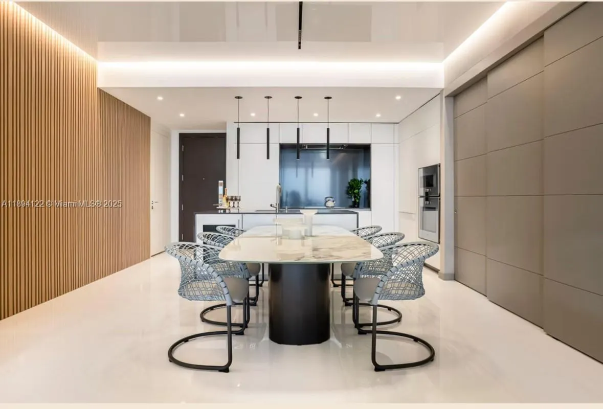 300 Biscayne Boulevard Way, #4105W