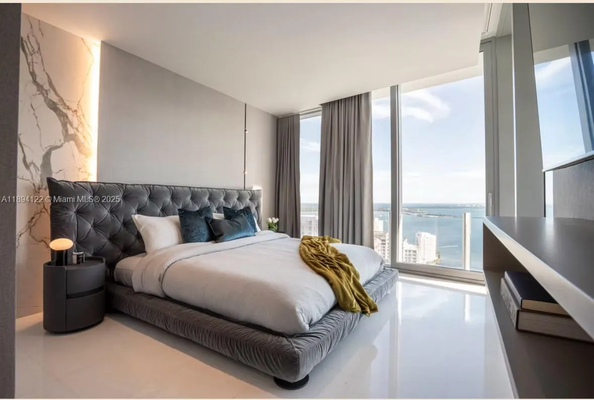 300 Biscayne Boulevard Way, #4105W