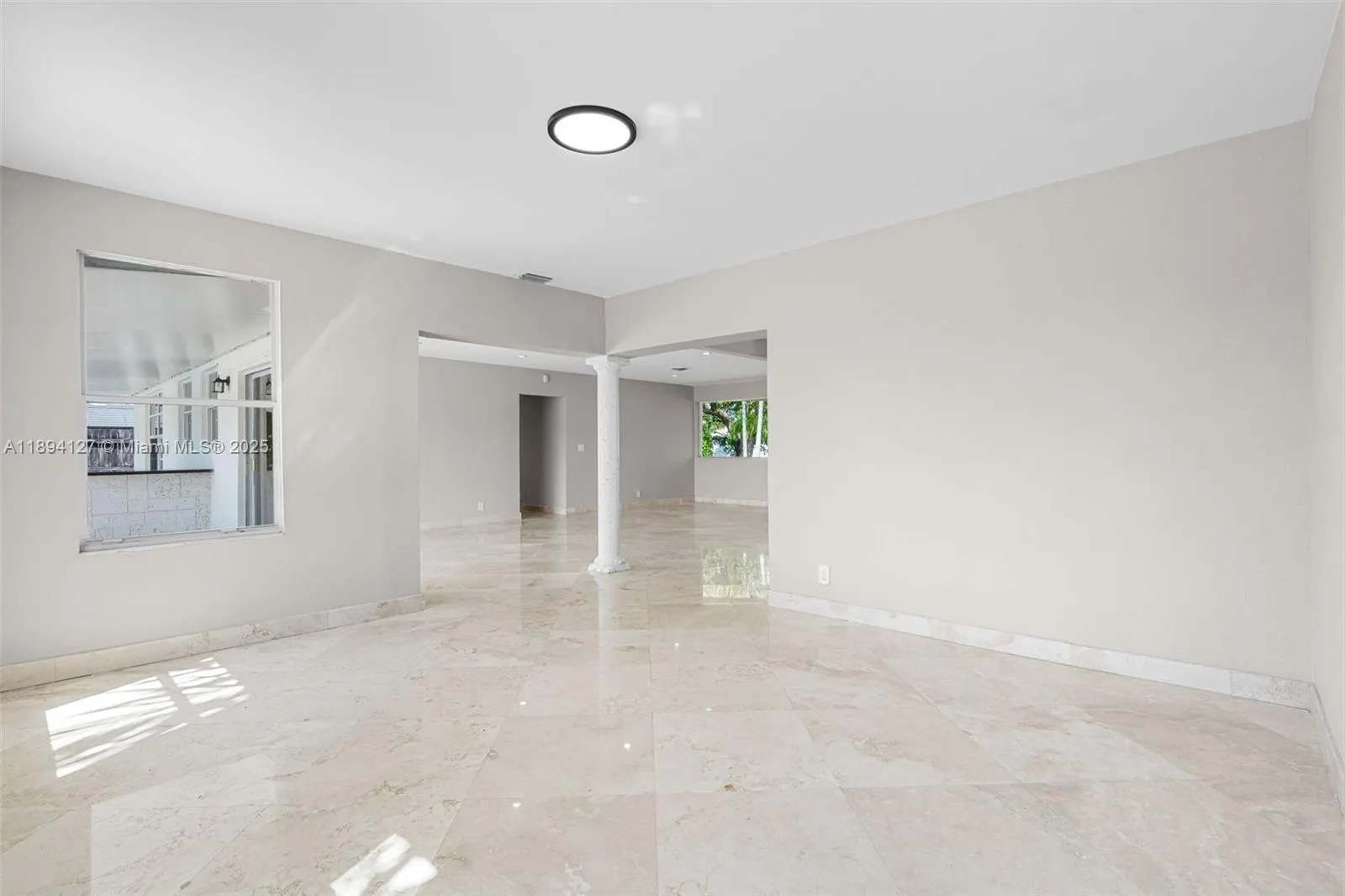 230 SE 9th St