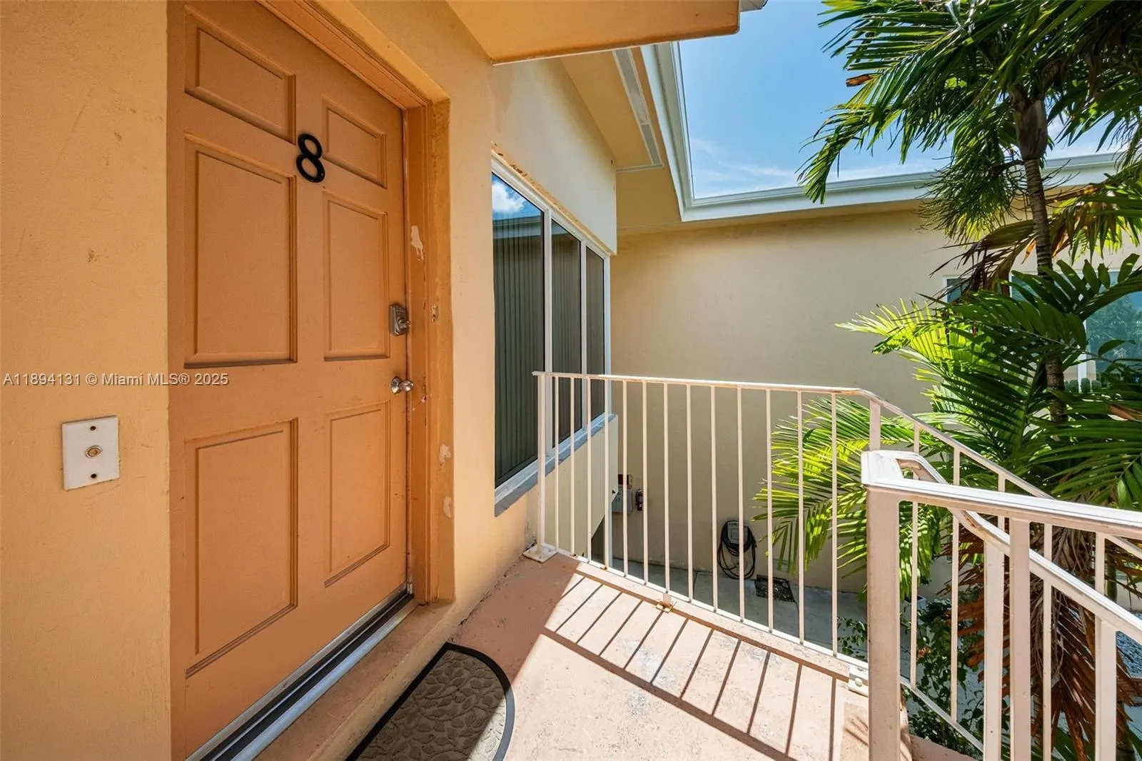 9400 E Bay Harbor Dr, #8