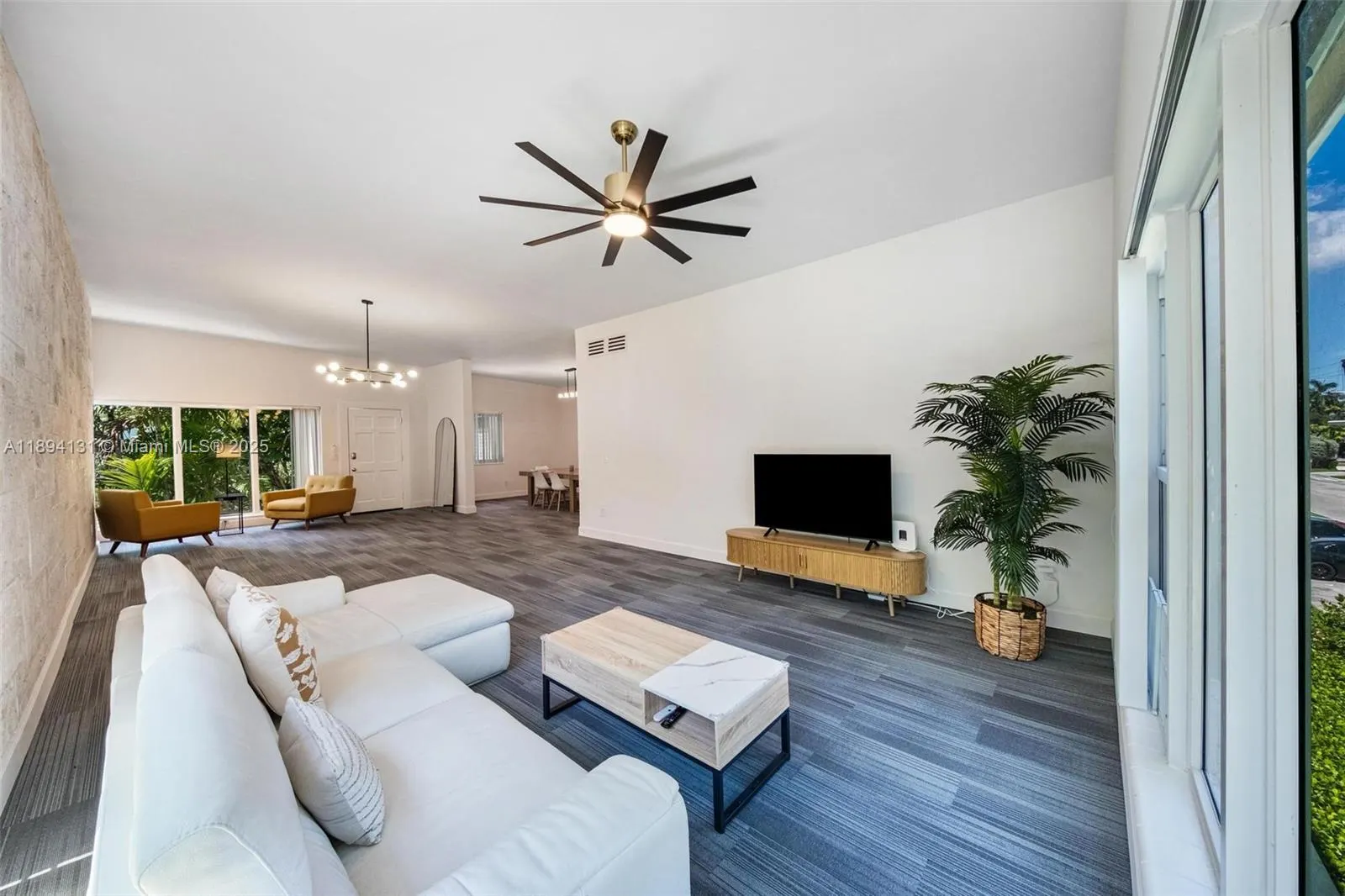 9400 E Bay Harbor Dr, #8
