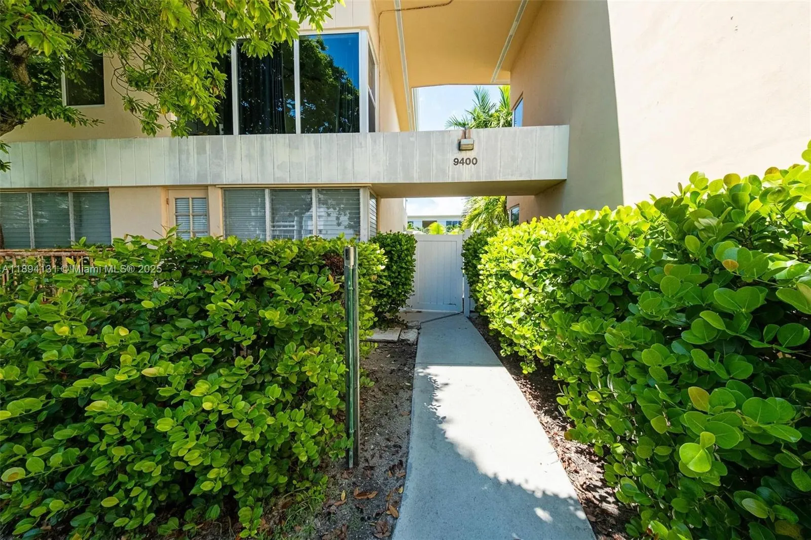 9400 E Bay Harbor Dr, #8