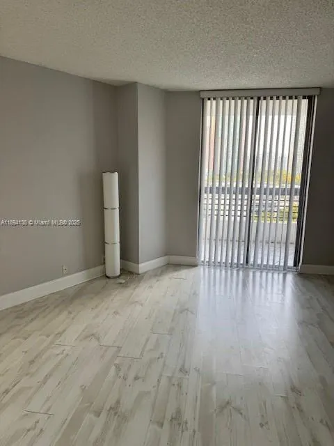 3400 NE 192nd St, #802