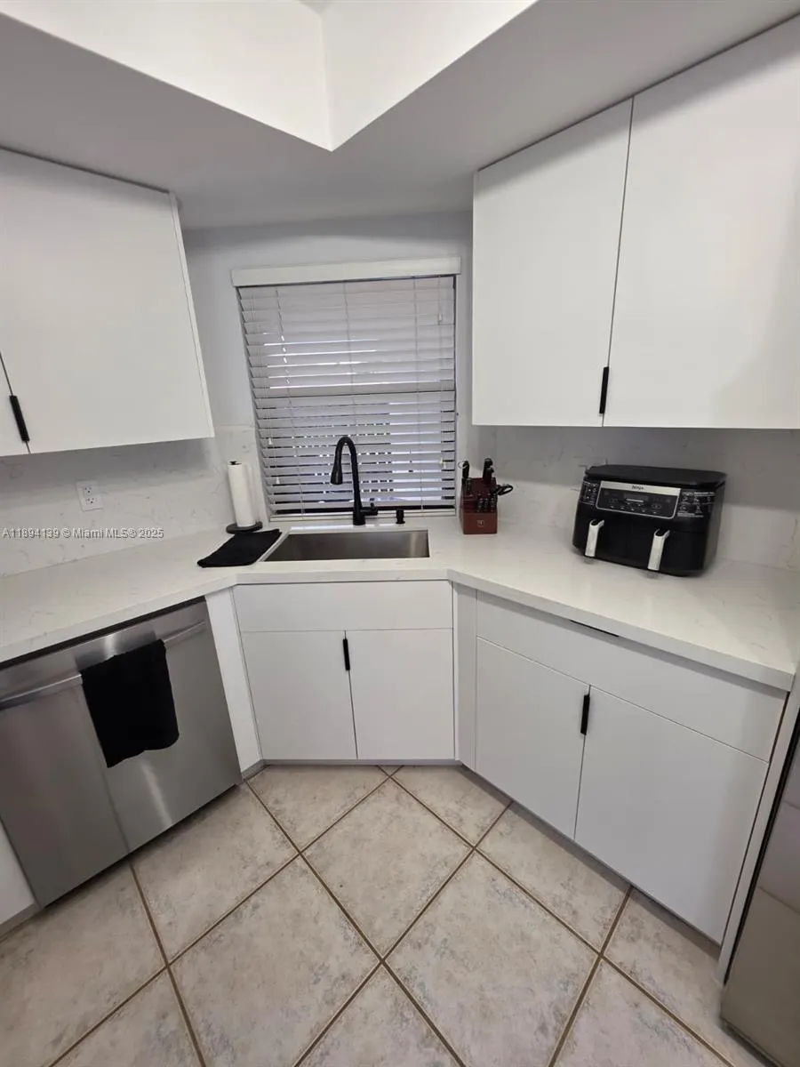 15090 SW 49th Lane, #H104
