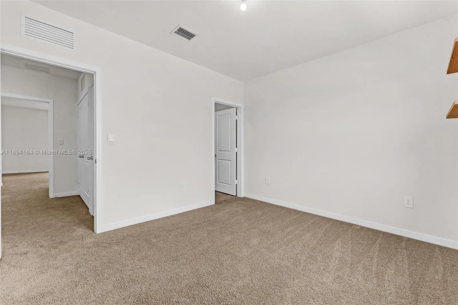 450 NE 13th St
